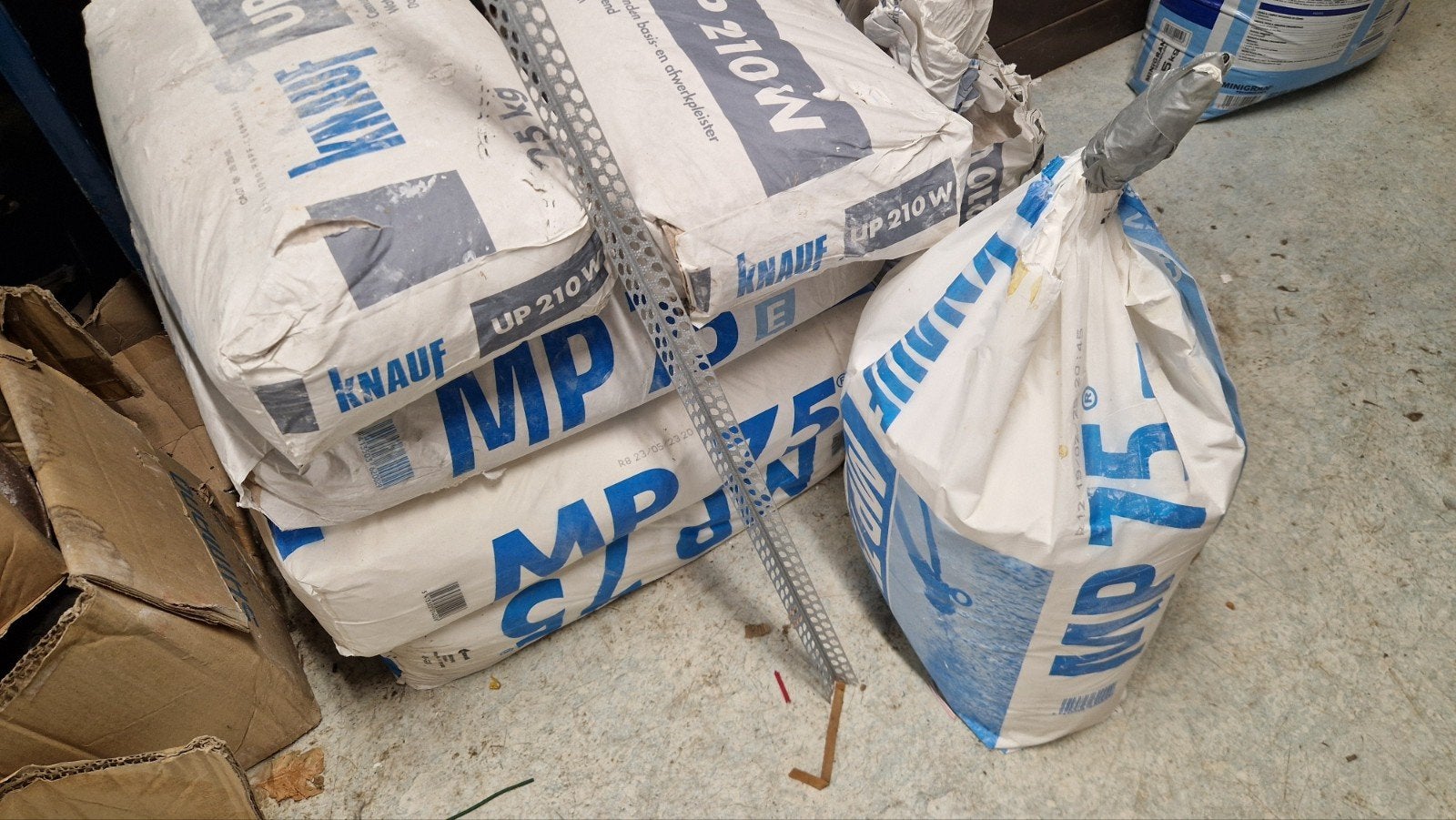 Knauf MP 75 en UP 210 Stucmortel, Ophalen, Nieuw