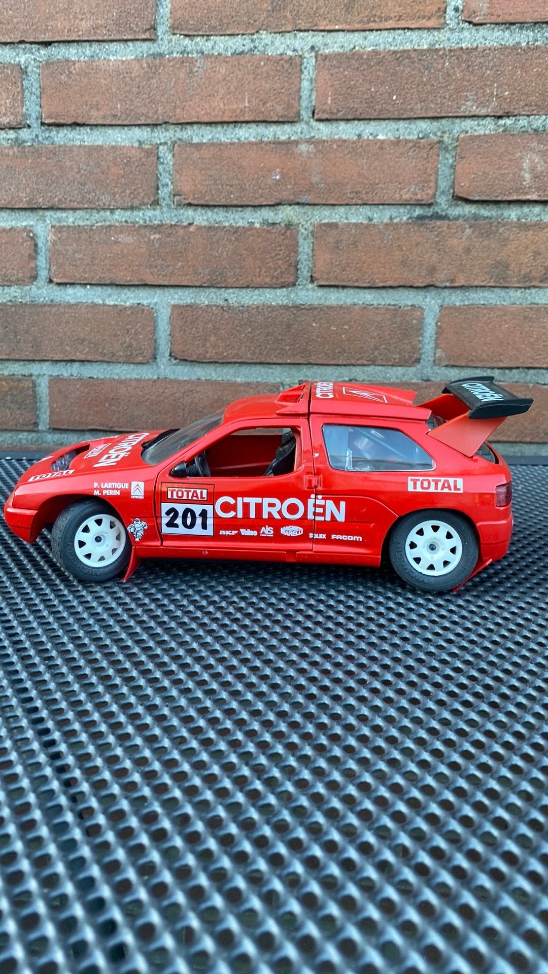 Mooi model Citroën 1/18, Ophalen of Verzenden, Zo goed als nieuw, Solido