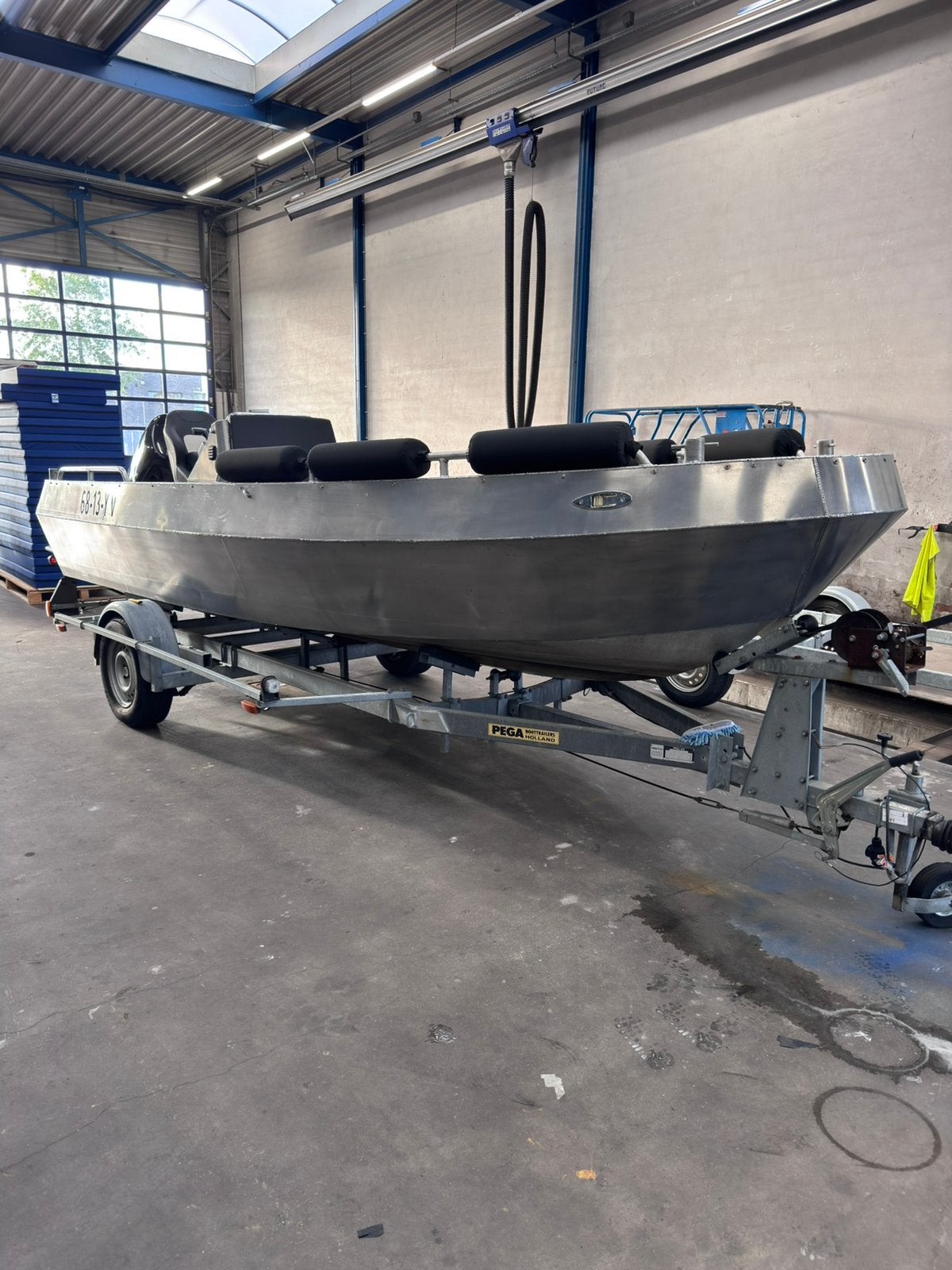 Van Vossen twister 550, Elektrische start, Aluminium, 2 m, 115 pk