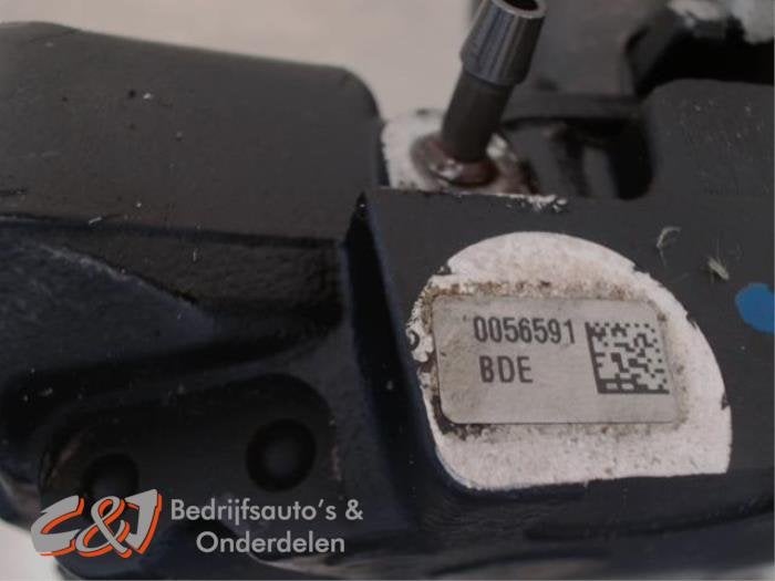 Brandstofpomp Mechanisch van een Mercedes Sprinter, Auto-onderdelen, Gebruikt, -, Ophalen of Verzenden, -
