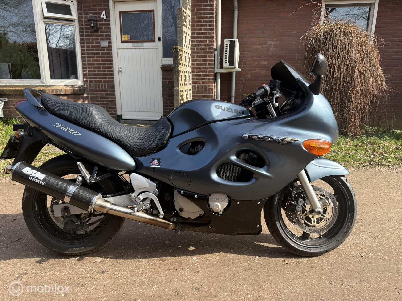 Suzuki GSX 750 F, Motoren, Bedrijf, Sport, Meer dan 35 kW, 748 cc