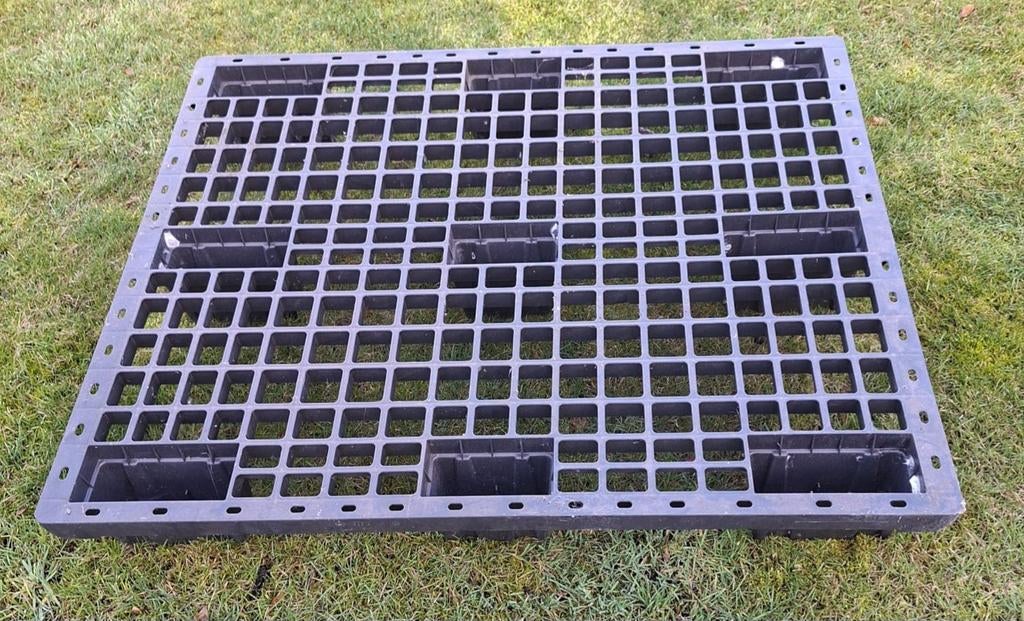 8 Kunststof in elkaar passende pallets 120x100 cm - Vlonder, Ophalen, Kunststof