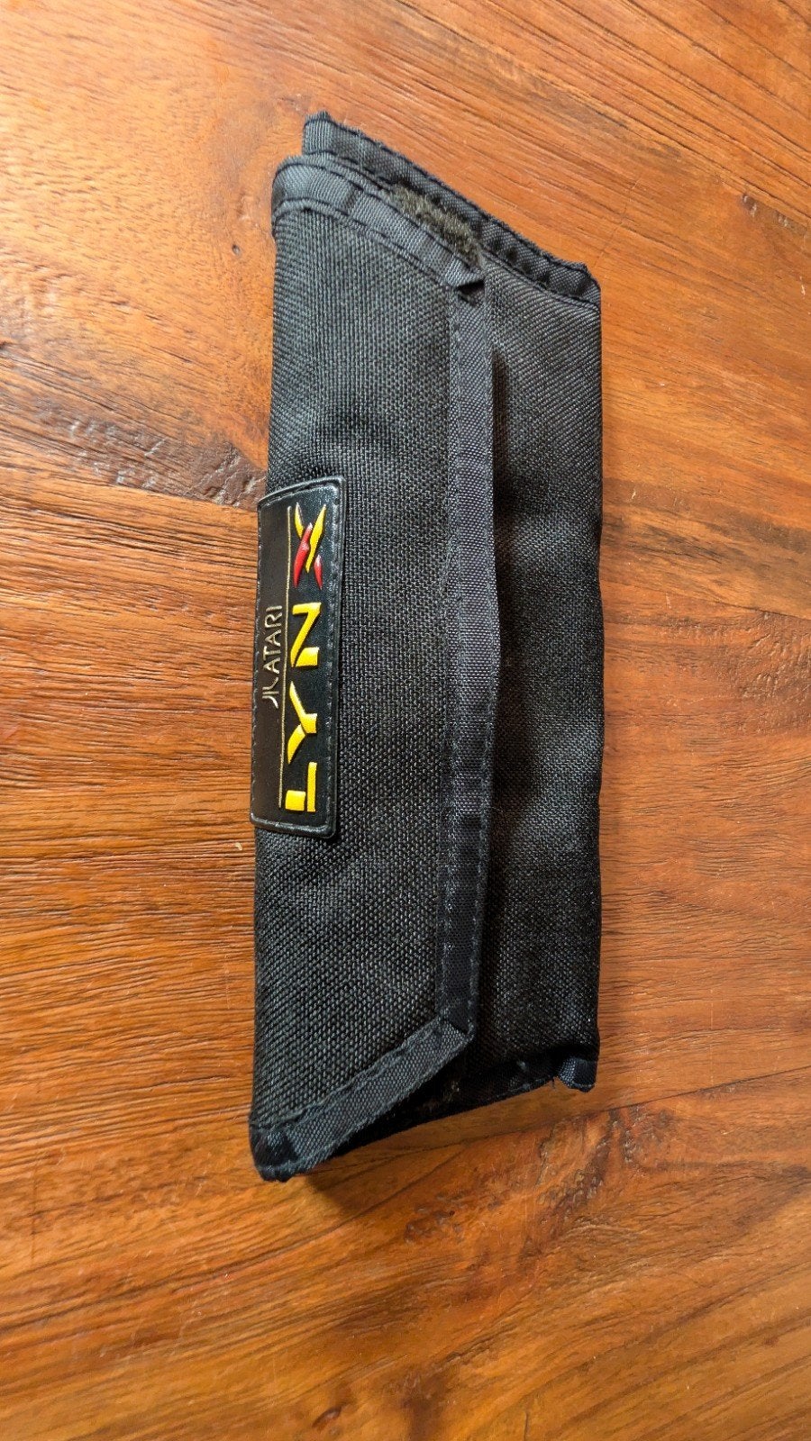Atari Lynx 2 met 12 spellen en 2 tasjes (defect), Spelcomputers en Games, Spelcomputers | Atari, Atari Lynx, Zonder controller