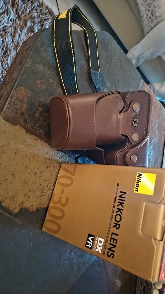 Nikon D3500 spiegelreflexcamera met NIKKOR lens, Ingebouwde flitser, Spiegelreflex, Ophalen of Verzenden, Zo goed als nieuw