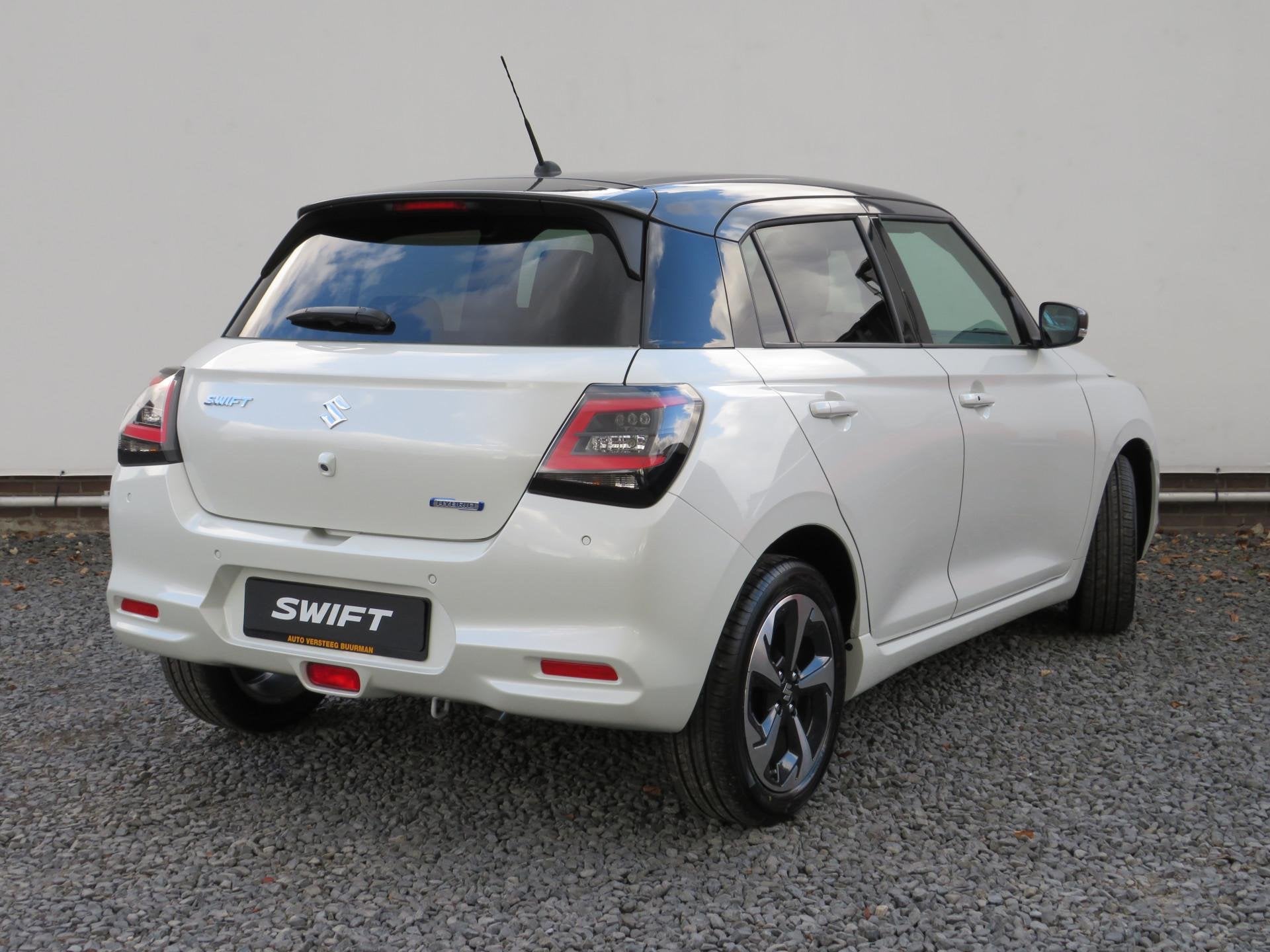Suzuki Swift 1.2 Style Smart Hybrid Automaat ORG NL, Parkeer, Auto's, Suzuki, 12 maanden, 400 kg, Origineel Nederlands, Bedrijf