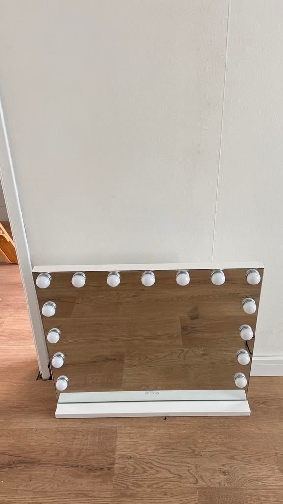 Spiegel met box, Ophalen, Minder dan 50 cm, Gebruikt, Minder dan 100 cm