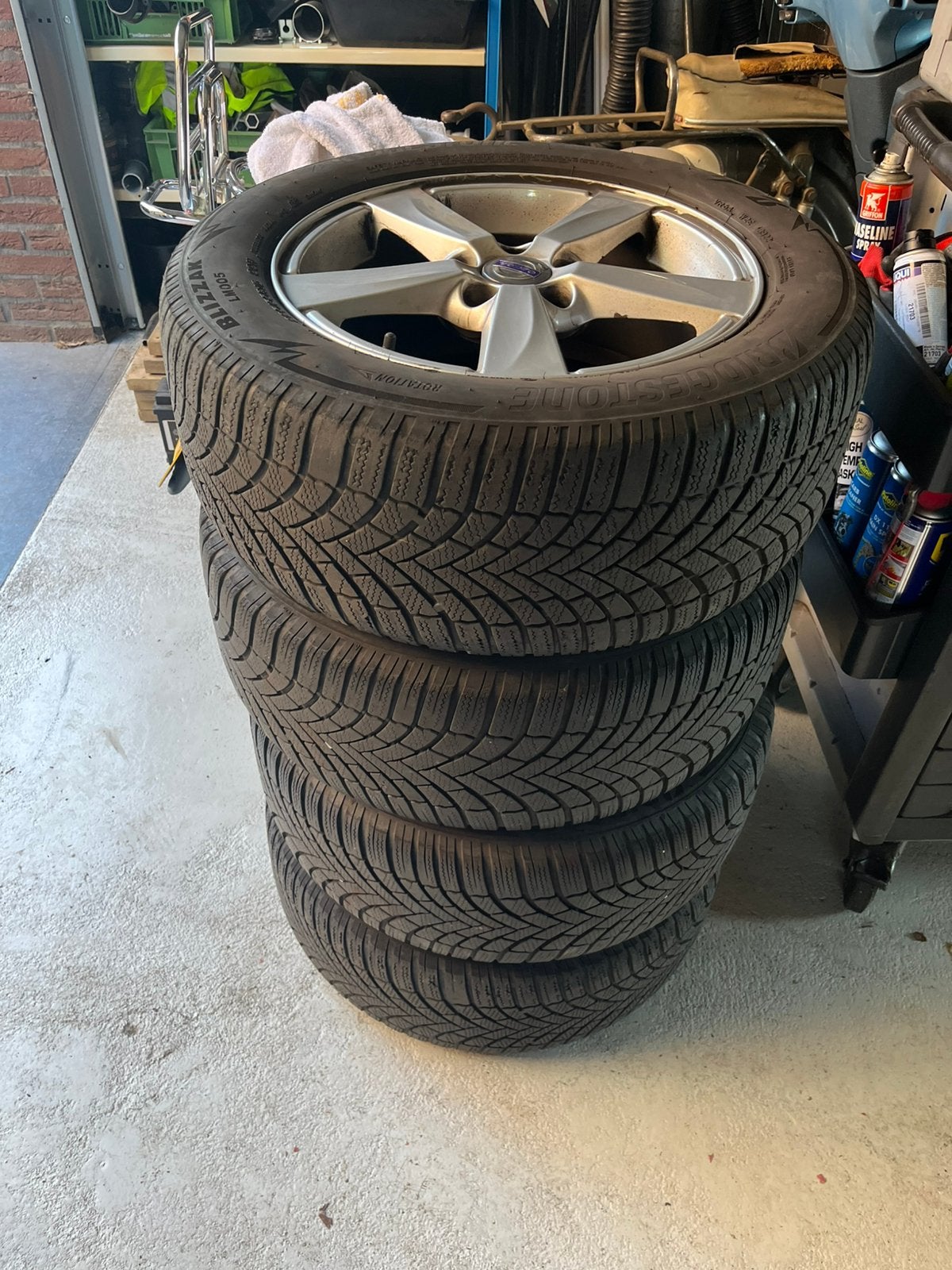 Winterset origineel Volvo V70, Ophalen, 16 inch, Banden en Velgen, Winterbanden
