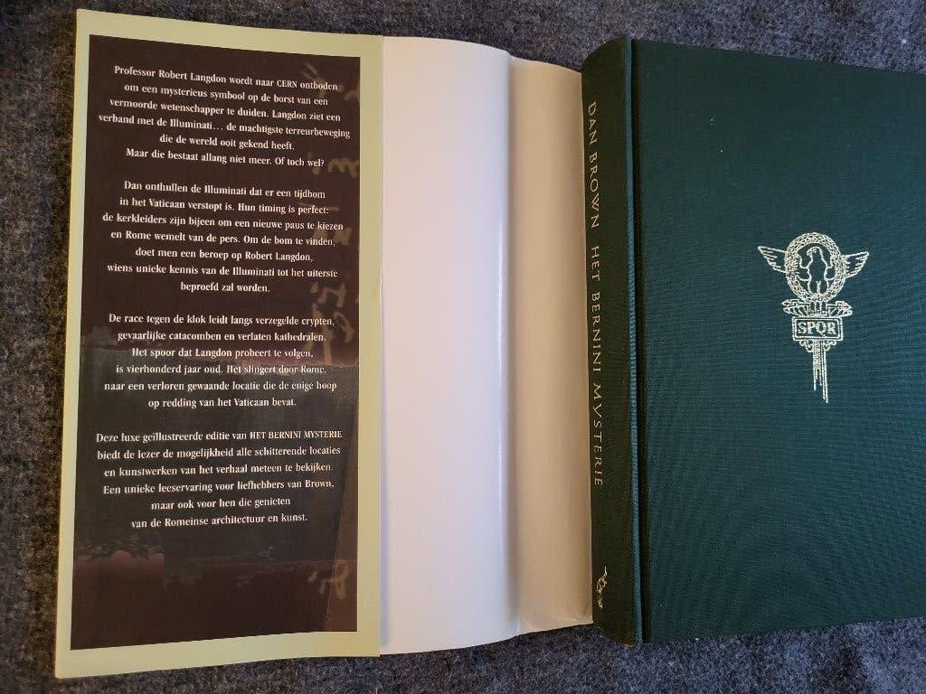 Dan Brown - De Da Vinci Code & Het Bernini Mysterie (Luxe), Ophalen of Verzenden, Zo goed als nieuw, Dan Brown, Nederland