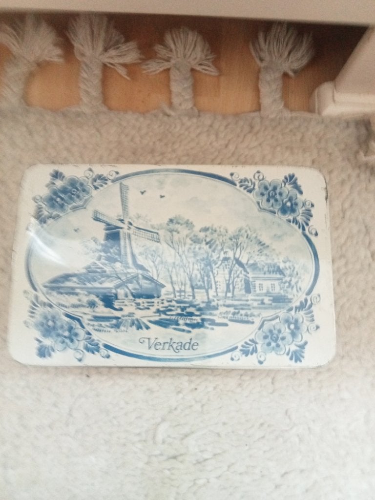 Verkade blik molen/boot enz. Delfsblauw, Verzamelen, Blikken, Ophalen of Verzenden, Gebruikt, Koek(jes), Verkade