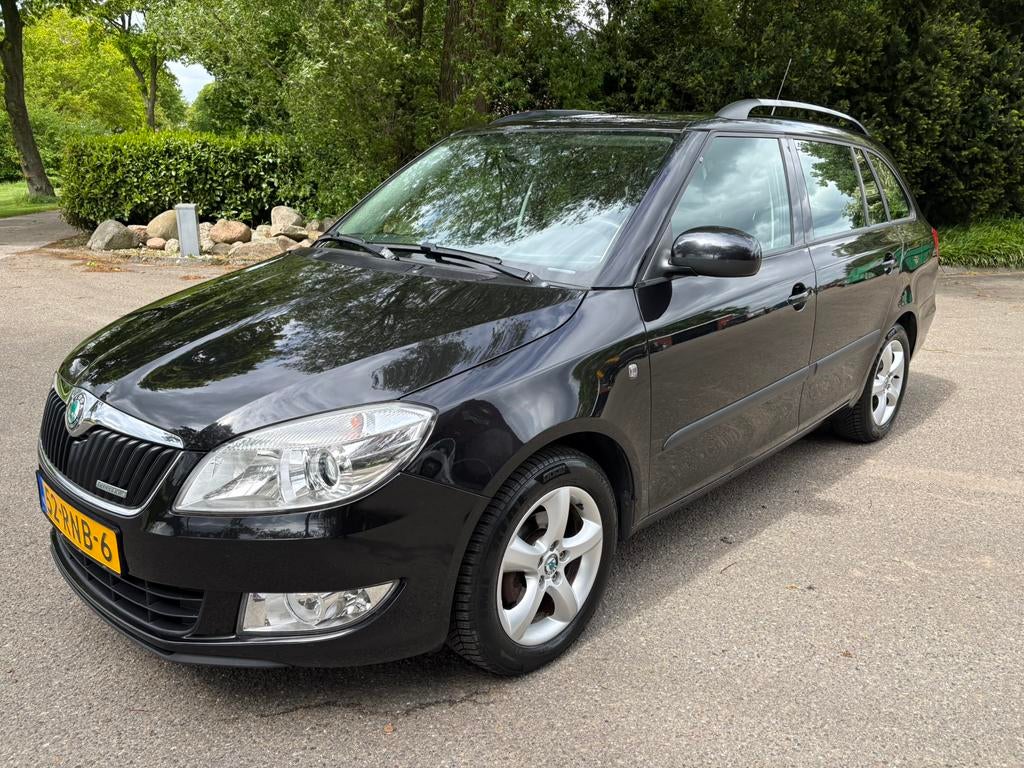 Skoda Fabia 1.2 TDI Greenline 2011 zeer nette staat!, Auto's, Skoda, Voorwielaandrijving, Zwart, 1199 cc, Zwart
