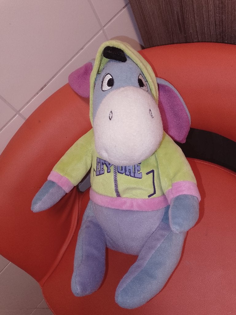 Pluche Disney Igor (Eeyore) Knuffel 30 cm in Sportjack, Ophalen of Verzenden, Winnie de Poeh of vrienden, Zo goed als nieuw, Knuffel