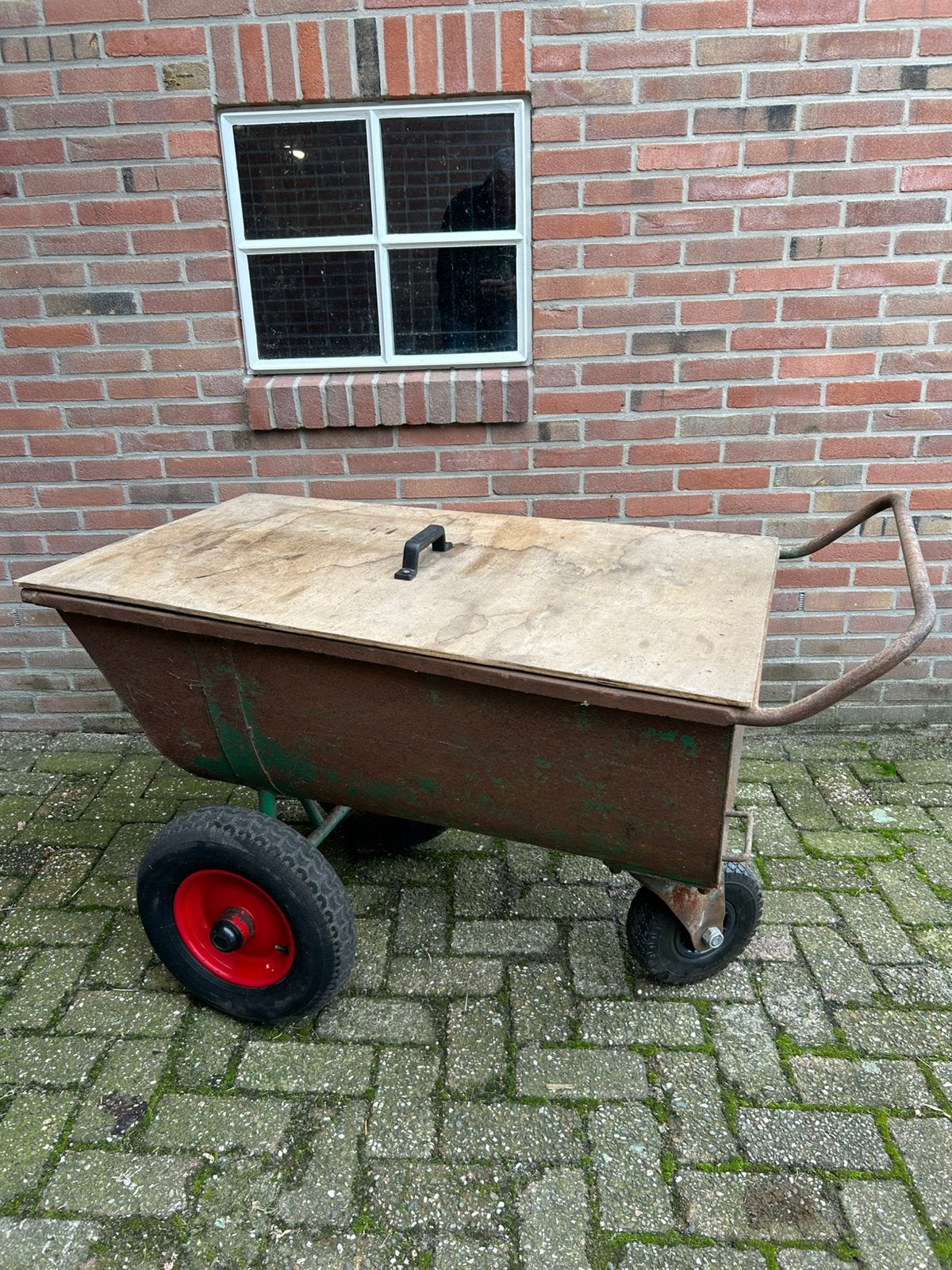 Voerkar in prima staat, Dieren en Toebehoren, Ophalen
