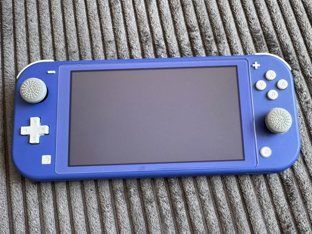 Nintendo switch lite, blauw, met hoes en screenprotector, Ophalen, Zo goed als nieuw