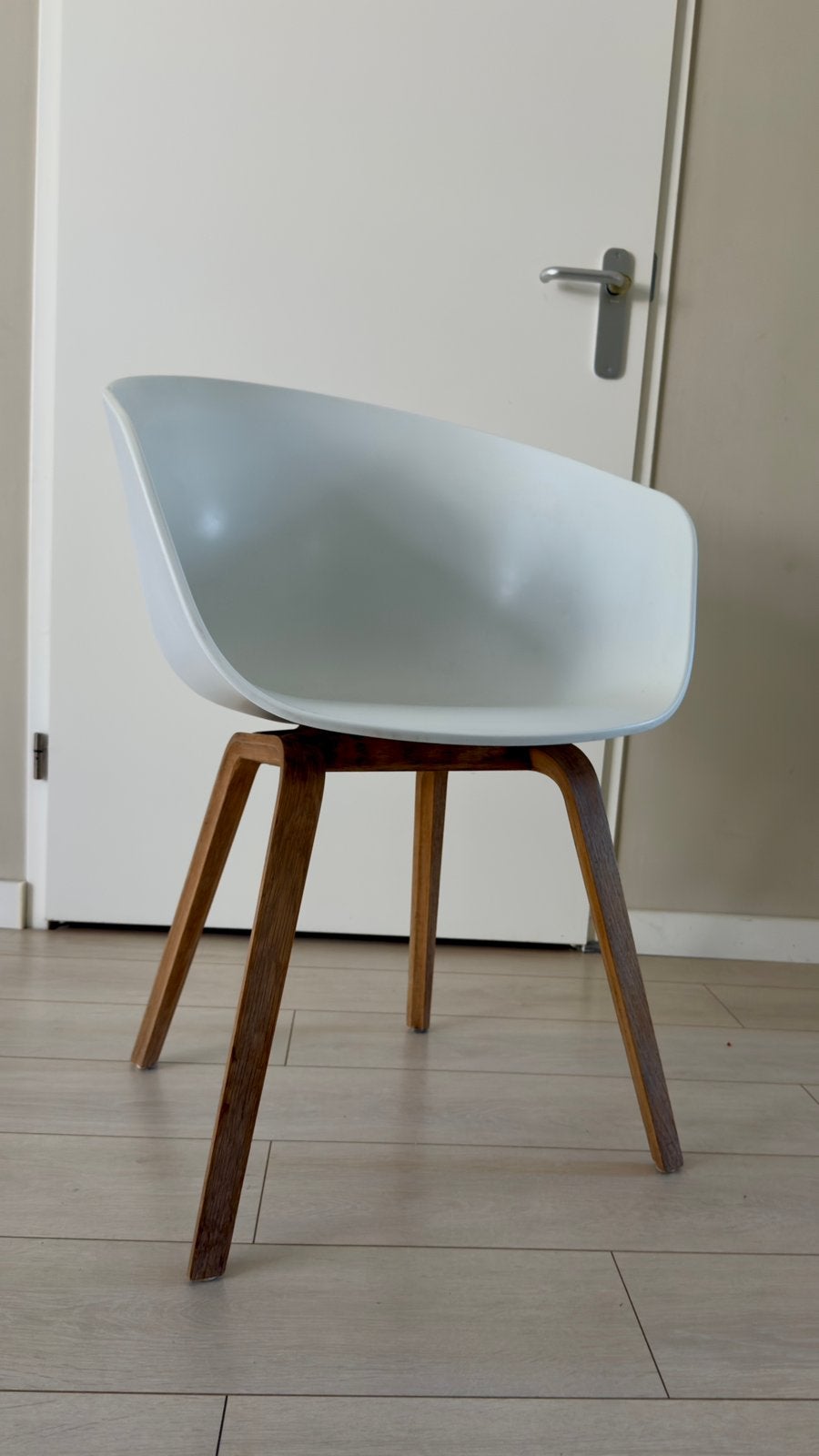 Mooie Hay AAC 22 designstoel, Huis en Inrichting, Kunststof, Wit, Ophalen of Verzenden, Zo goed als nieuw
