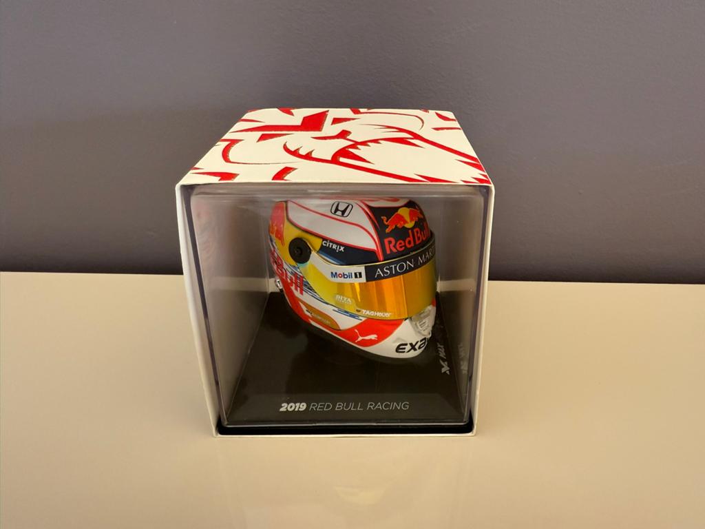 1:4 Seizoen 2019 Helm Max Verstappen, Ophalen of Verzenden, Zo goed als nieuw, Formule 1