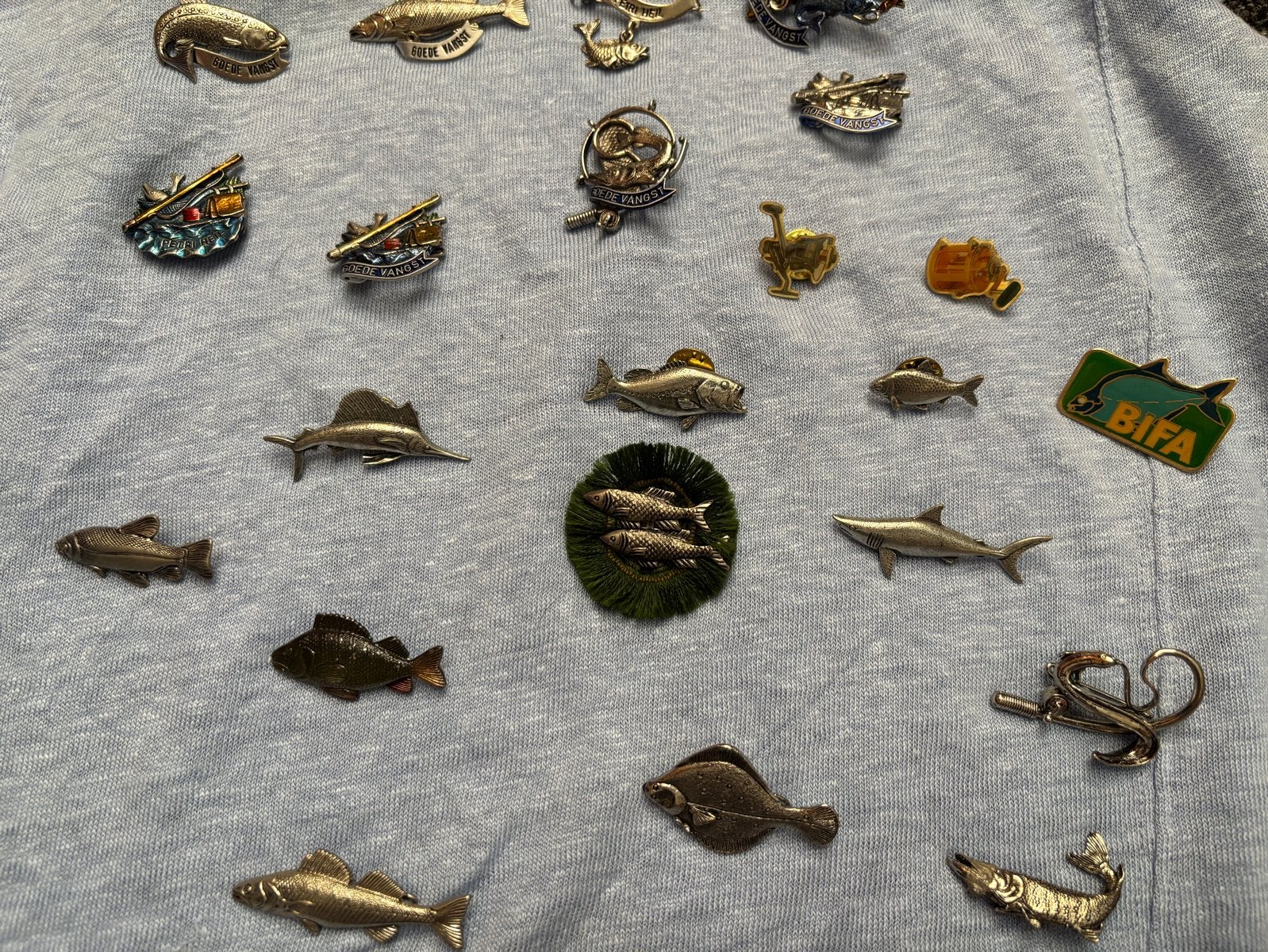 Verschillende vis pins - Collectie van visspeldjes, Ophalen of Verzenden, Nieuw