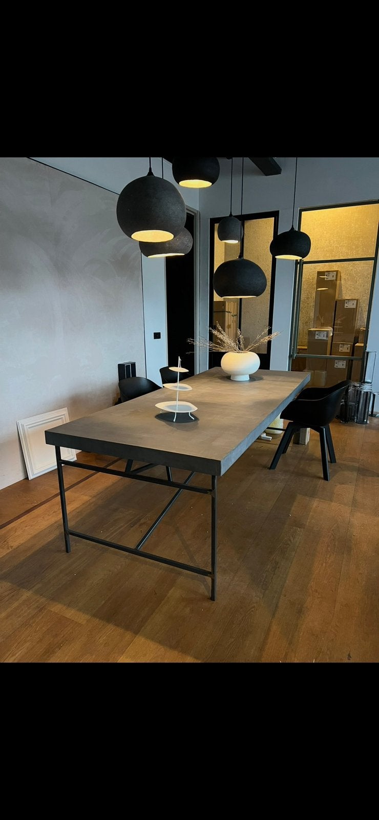 Eettafel met betoncire, Ophalen, Zo goed als nieuw, Rechthoekig, 50 tot 100 cm