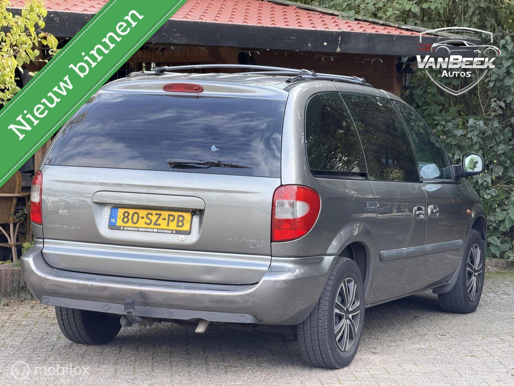 Chrysler Voyager 3.3i V6 SE Luxe TV Apk Climate Automaat, Auto's, 3301 cc, 450 kg, Gebruikt, 7 stoelen