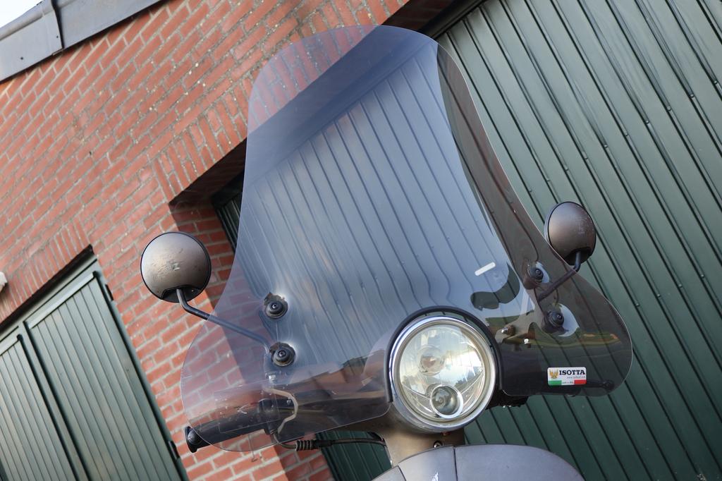 Scooter Turbo RP Isotta 49cc Blauw Kenteken, Ophalen of Verzenden, Zo goed als nieuw, Overige typen, Overige merken