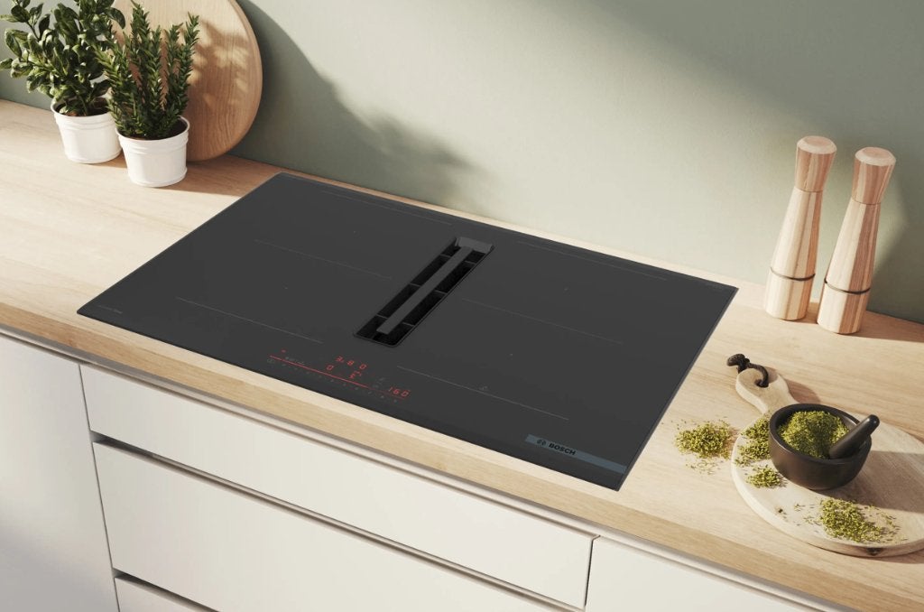 BOSCH 70cm kookplaat met afzuiging BESTE uit TEST voorraad!, Witgoed en Apparatuur, Kookplaten, Ophalen, Nieuw, 4 kookzones, Energieklasse A of zuiniger