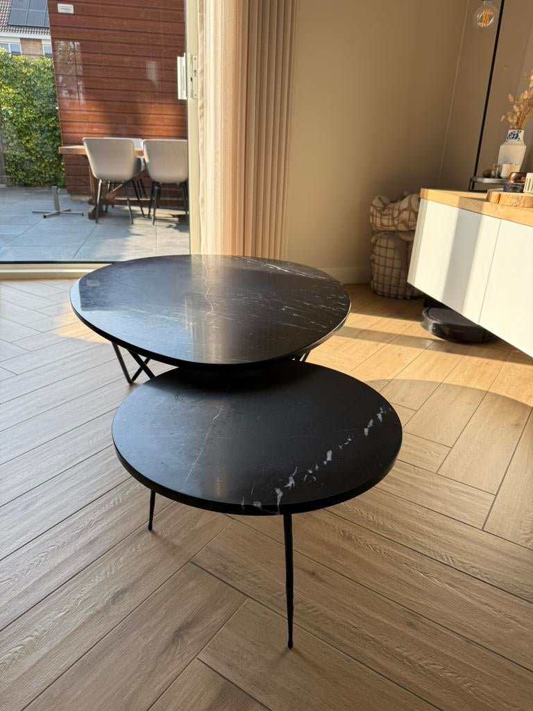 Set van twee marmeren salontafels (zwart) | Furnified, Huis en Inrichting, Tafels | Salontafels, Overige materialen, Gebruikt