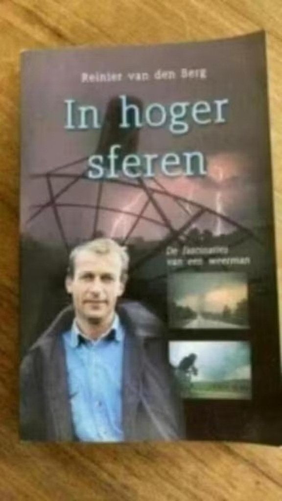In hoger sferen.( weer)Reinier van den berg.met handtekening, Boeken, Ophalen of Verzenden, Zo goed als nieuw, Natuurwetenschap