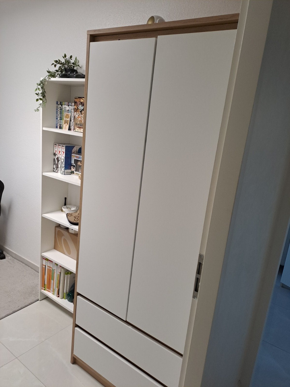 kledingkast nieuw, Nieuw, 150 tot 200 cm, 50 tot 75 cm, 50 tot 100 cm