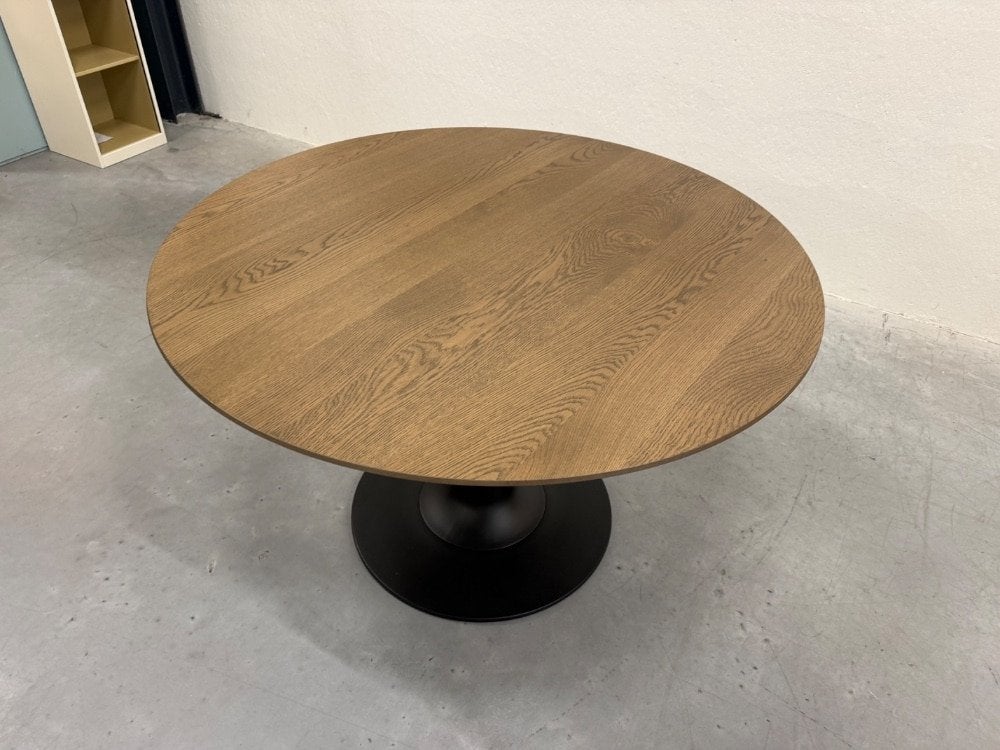 Nieuw Leolux Columna Eettafel Rond eiken design Tafel, Leolux, Info@leolux.nl, Montis Gelderland Artifort Pastoe Rolf Benz Pode