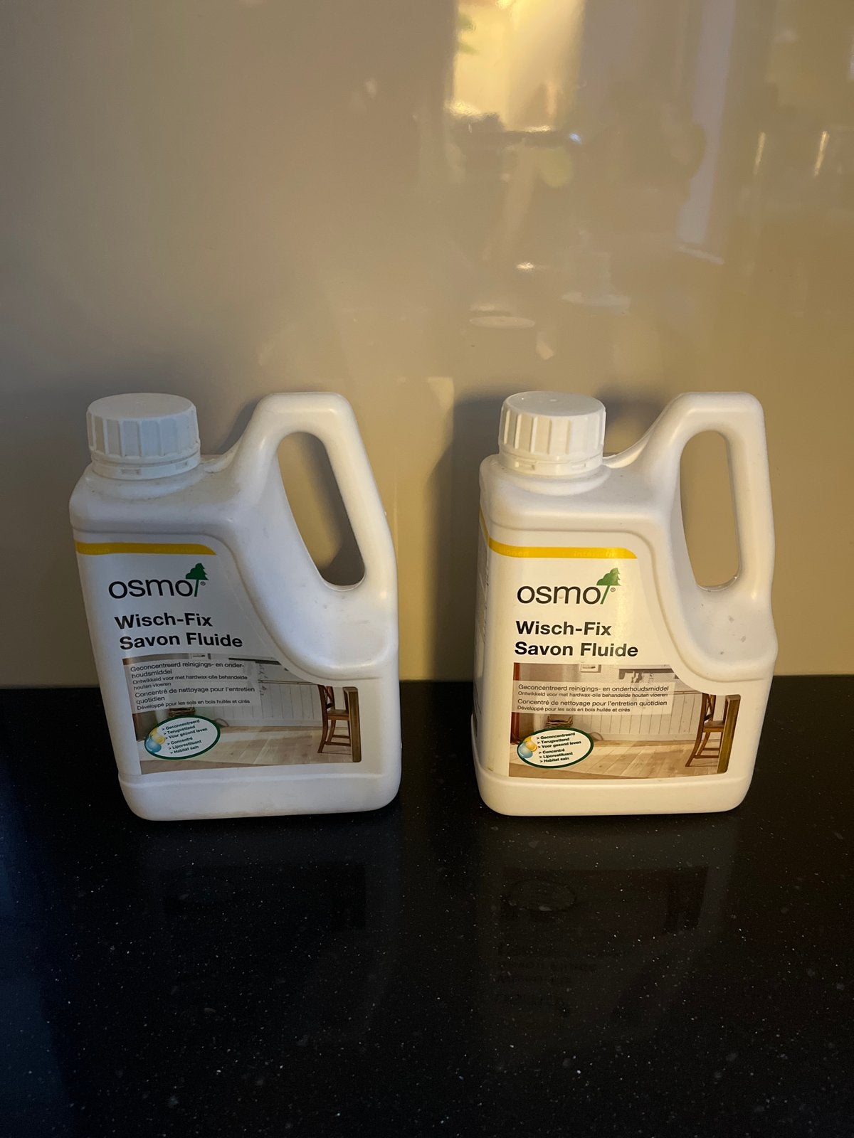 Osmo Wisch-Fix Savon Fluide - 1 volle en 1 3/4 volle fles, Ophalen of Verzenden, Gebruikt