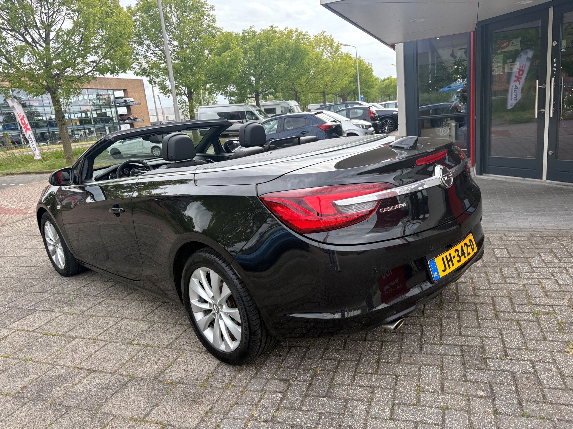 Opel Cascada 1.4 Turbo ecoFLEX Innovation | 50.217 km Dealer, Auto's, Stof, 4 cilinders, 4 stoelen, Automatische klimaatregeling