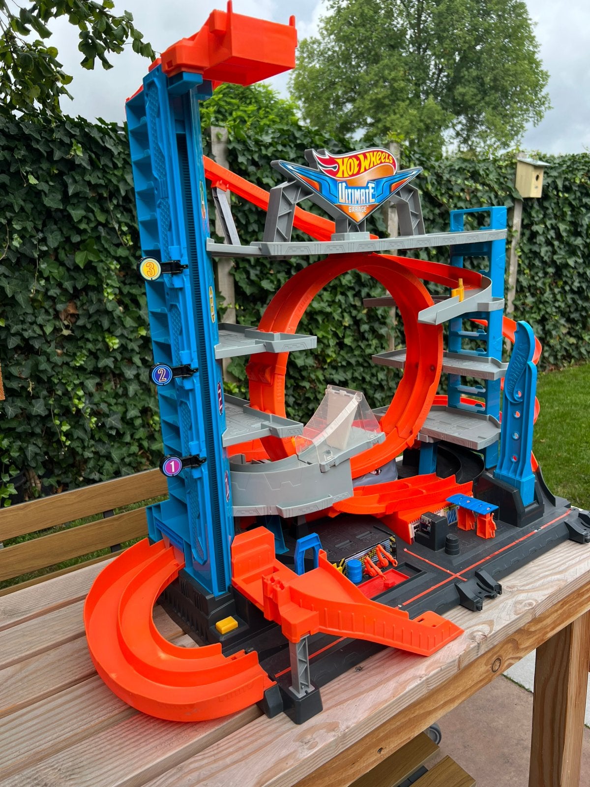 Hot Wheels garage met looping, Ophalen, Hot Wheels, Racebaan, Gebruikt