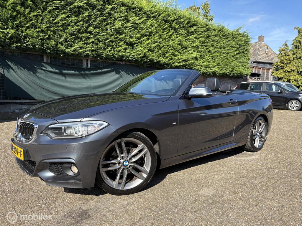 BMW 2-serie Cabrio 218i M Sport / Leder / Navi / Nette auto, Auto's, BMW, Automatische klimaatregeling, Gebruikt, Cabriolet, 4 stoelen