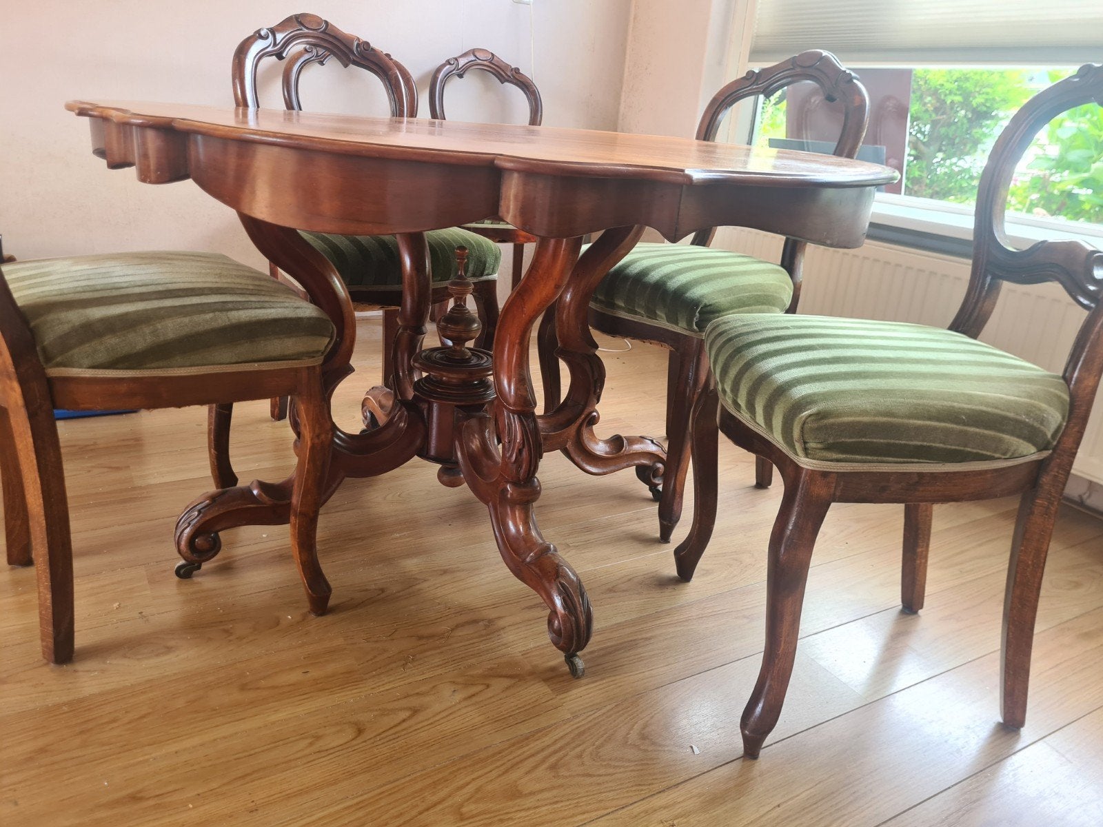 Antieke Biedermeier eettafel met 6 stoelen, Antiek en Kunst, Ophalen