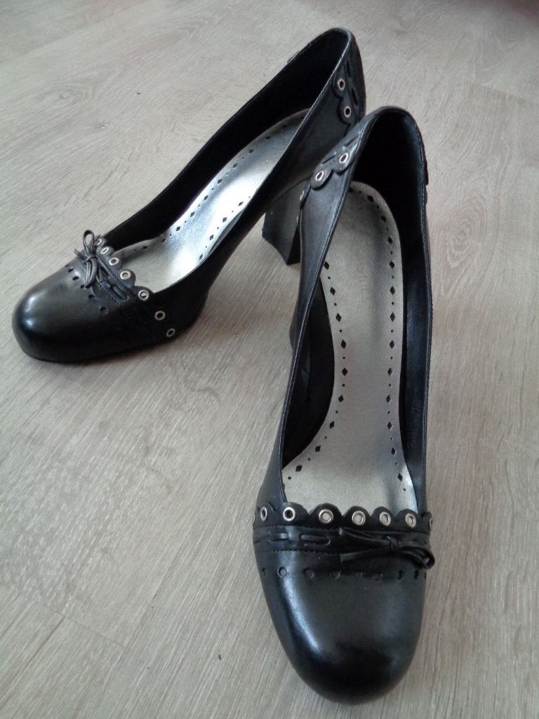 BCBG Maxazria leren pumps, maat 39, Nieuw, zwart, Kleding | Dames, Schoenen, Pumps, Zwart, Nieuw, Ophalen of Verzenden