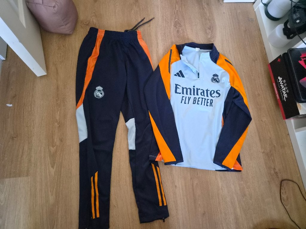 Trainingspak, Ophalen of Verzenden, Zo goed als nieuw, Jongen of Meisje, Sport- of Zwemkleding