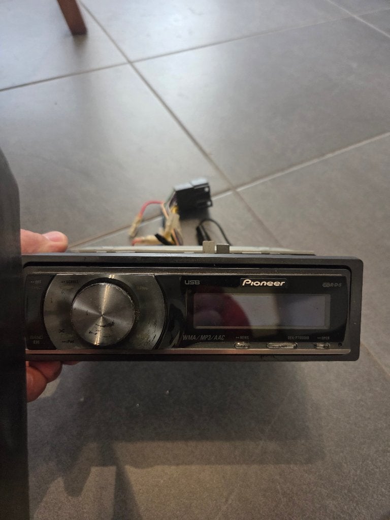 Autoradio, Ophalen, Gebruikt