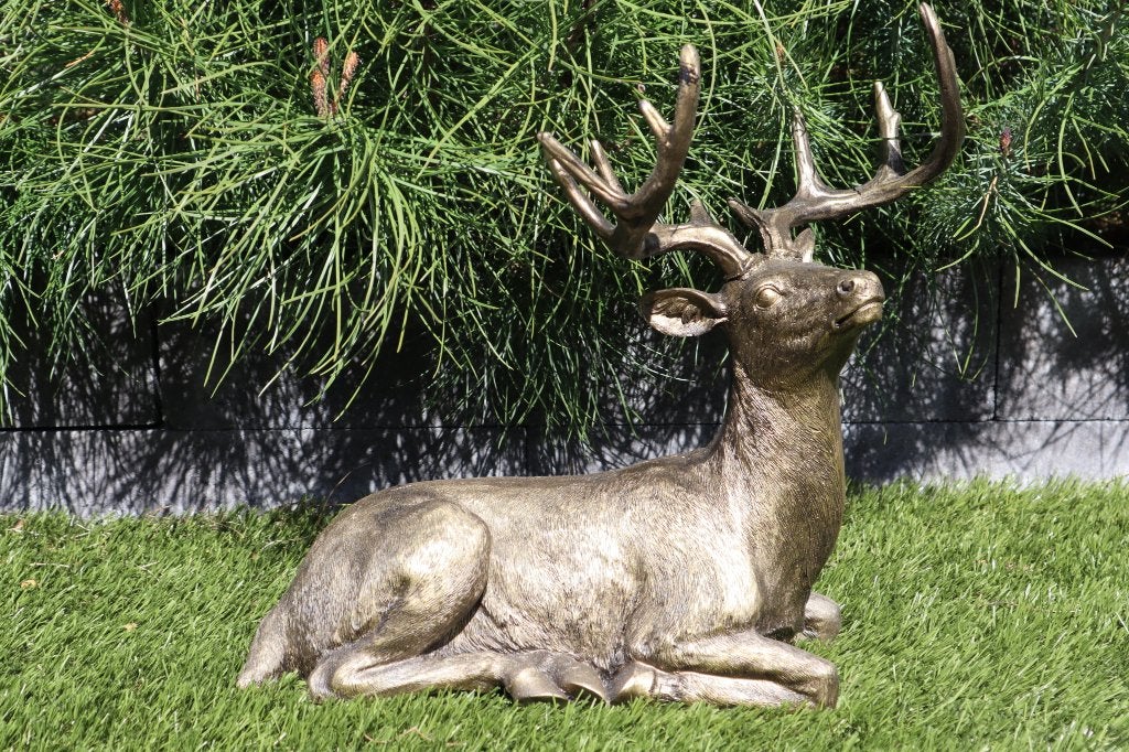 Hert beeld liggend goud 37 cm – decoratie dierenbeeld, -, -, Nieuw, Kunststof