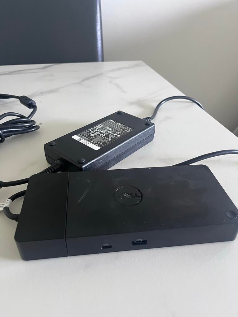 Dell Dock WD19S USB-C 180W Docking Station, Computers en Software, Dockingstations, Ophalen of Verzenden, Gebruikt, Docking station