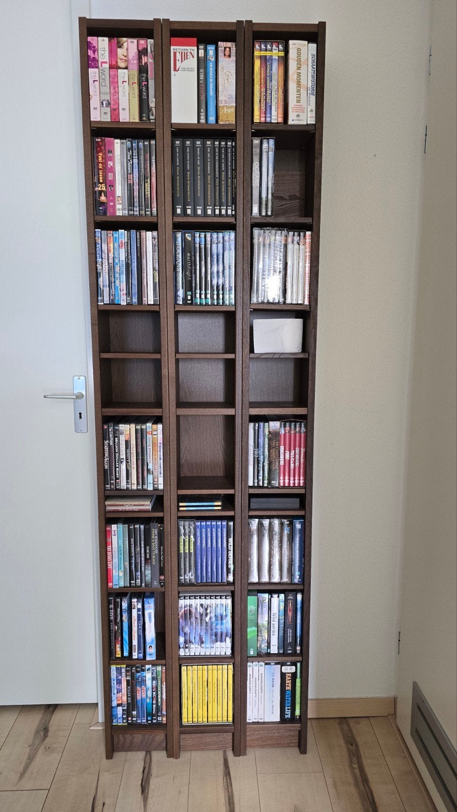 3 dvd-, cd-kasten, 10 vaks, Ophalen, 150 discs of meer, Zo goed als nieuw, Hout
