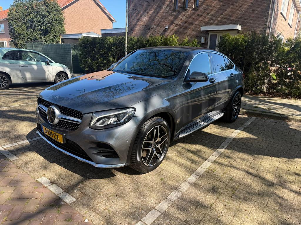 Mercedes-Benz GLC-klasse Coupé 250 4MATIC Business Solution, Auto's, Gebruikt, 4 cilinders, Leder, Bedrijf