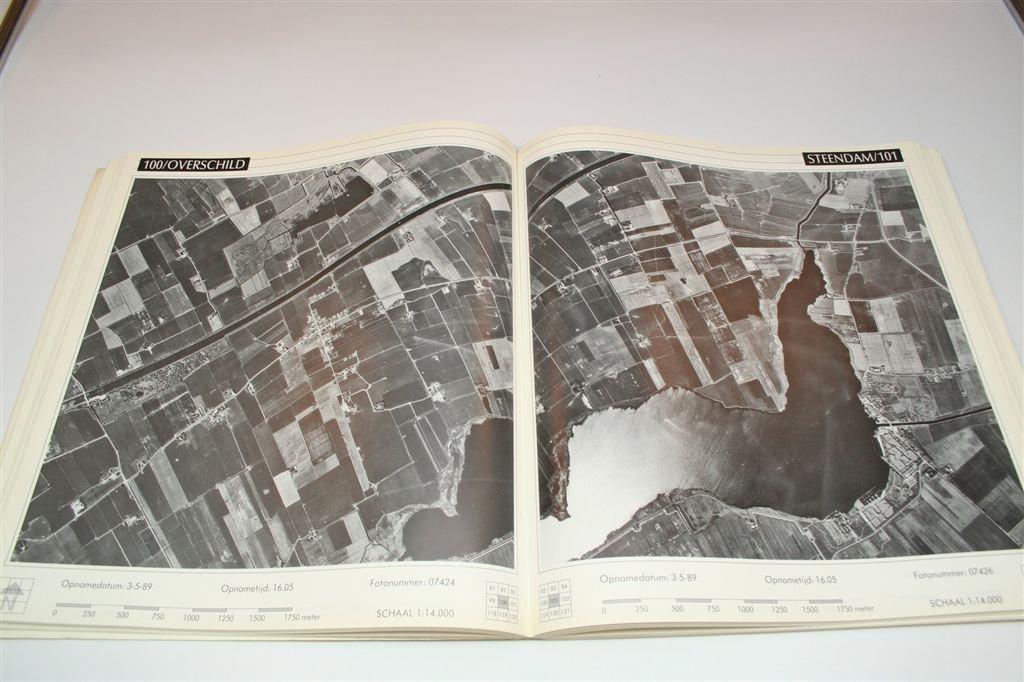 Foto-atlas Groningen — Luchtfoto\'s van de Hele Provincie, Ophalen of Verzenden, Gelezen