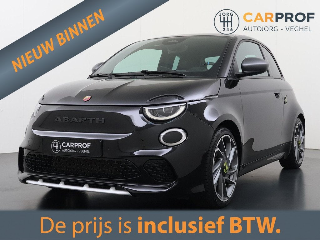 Fiat 500E Abarth Turismo 42 kWh Navigatie | Camera | SOH 95%, Auto's, Fiat, Gebruikt, Zwart, 4 stoelen, Zwart