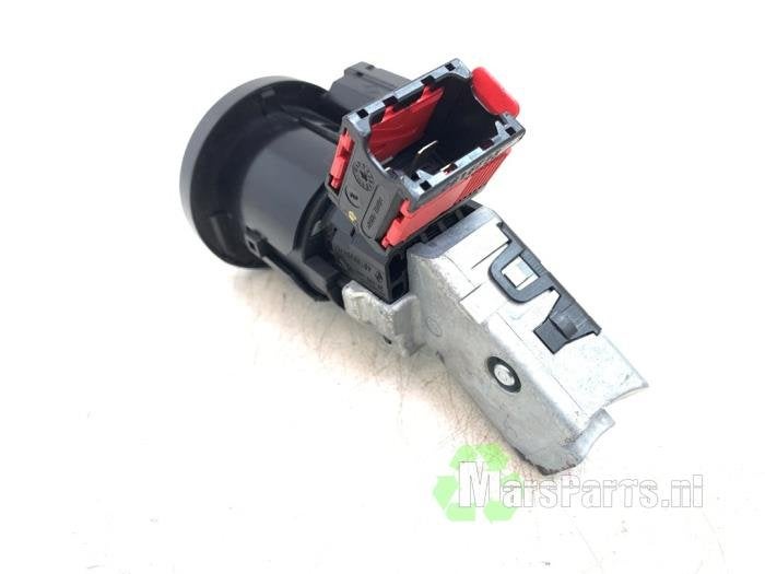 Kontaktslot + Sleutel van een Dacia Sandero, Dacia, Gebruikt, -, -