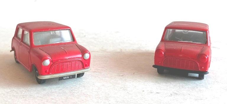 Mini rood Corgi set., Hobby en Vrije tijd, Modelauto's | 1:43, Ophalen of Verzenden, Gebruikt, Auto, Corgi