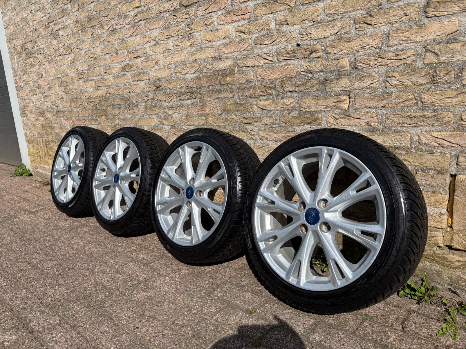 Te koop: Originele Ford Fiesta 17” winterset 7.5mm profiel!, Ophalen, Gebruikt, Banden en Velgen, 17 inch