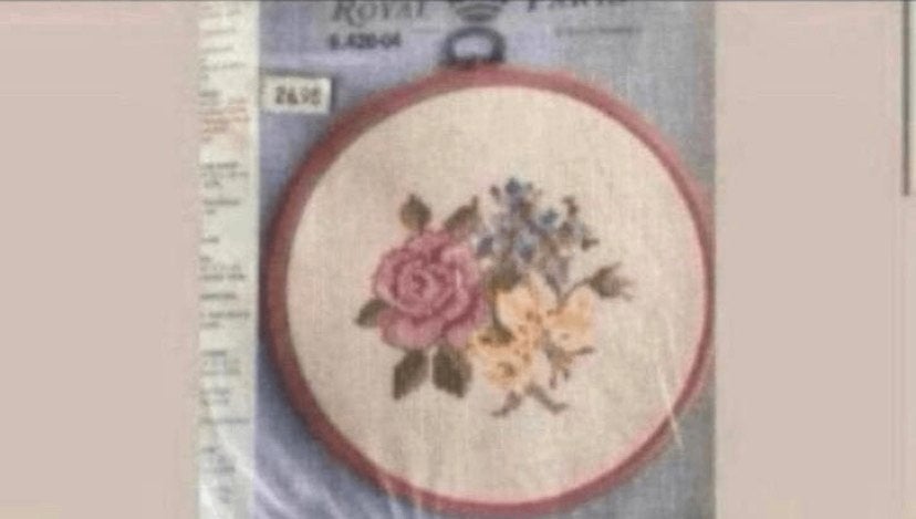 BORDUURPAKKET ROYAL PARIS, Hobby en Vrije tijd, Verzenden, Nieuw, Handborduren, Borduurpakket