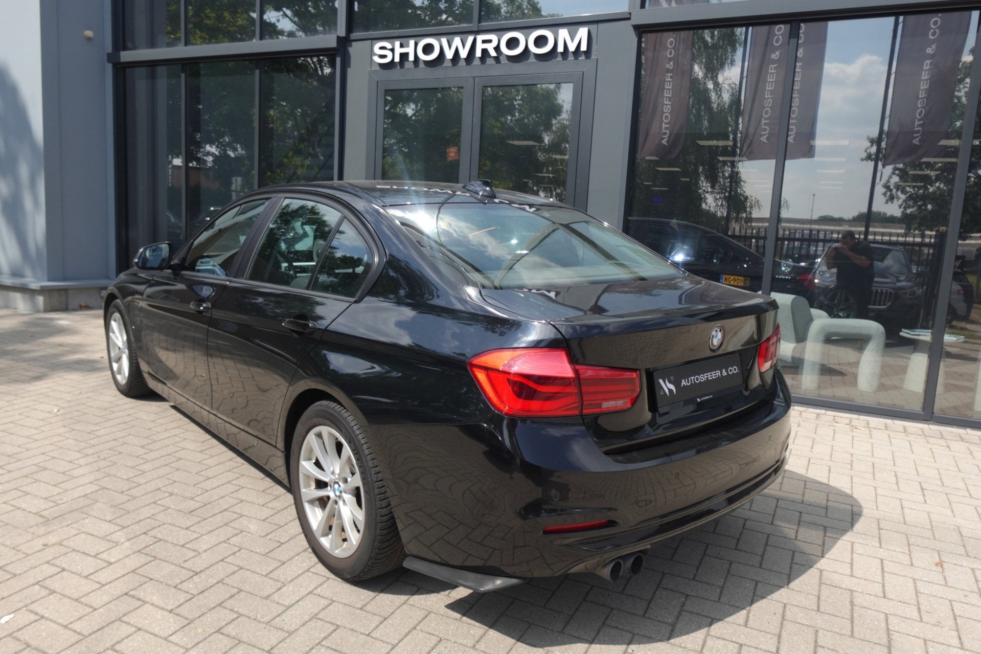 BMW 3-serie 330e Essential NAVI LED CAMERA, Auto's, BMW, Automaat, 1998 cc, Gebruikt, 4 cilinders