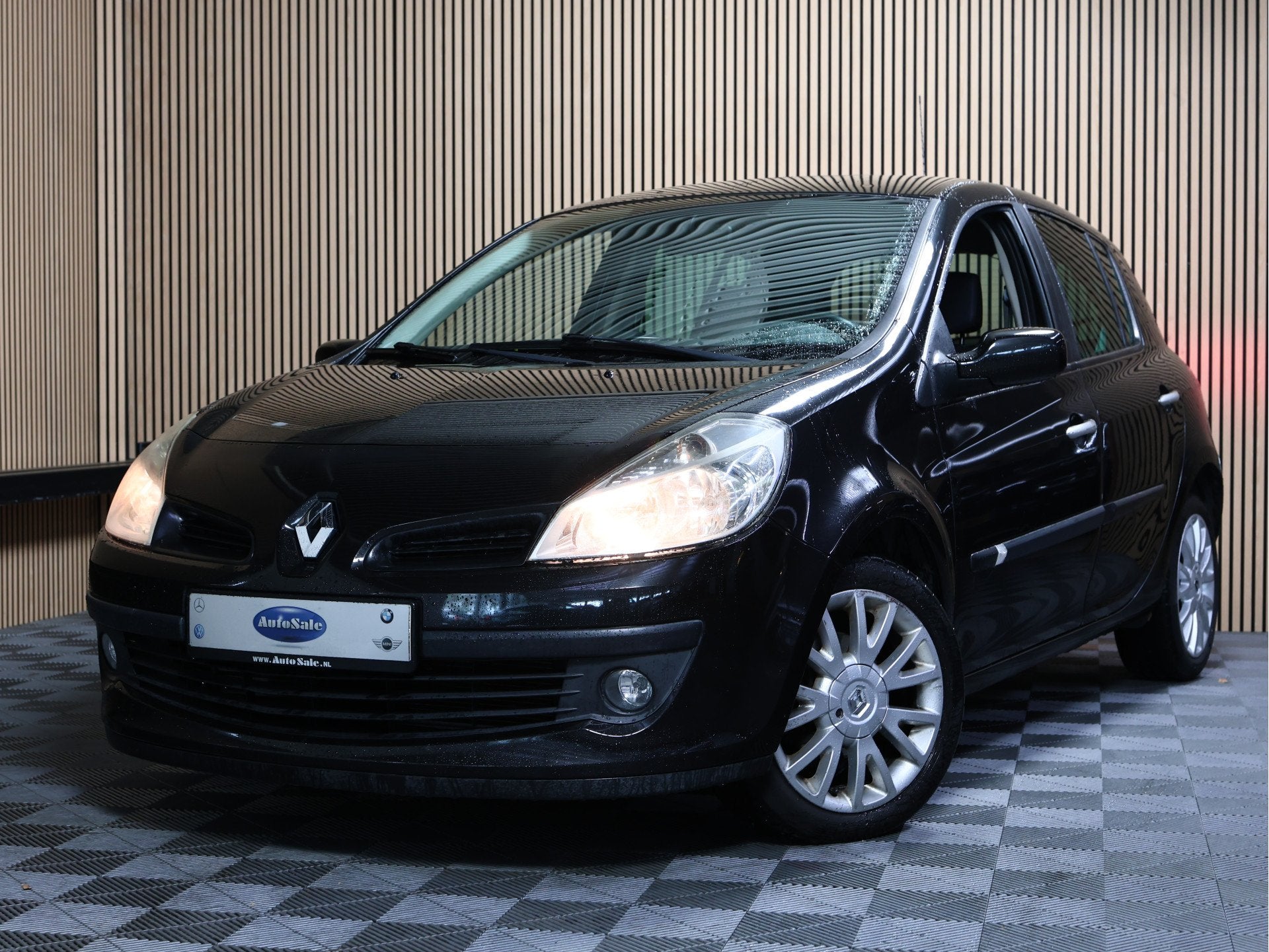 Renault Clio 1.2 TCE Collection CRUISE AIRCO "09 (bj 2009), Auto's, Renault, Gebruikt, Zwart, 4 cilinders, Zwart