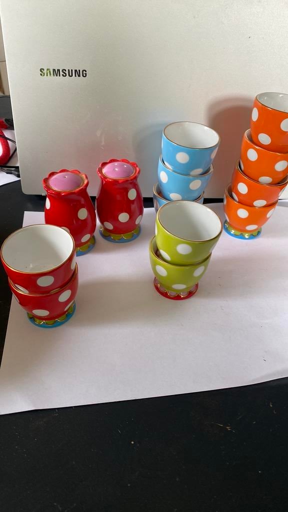 Lot oilily polka dots eierdopjes en peper en zout potje, Ophalen of Verzenden, Zo goed als nieuw