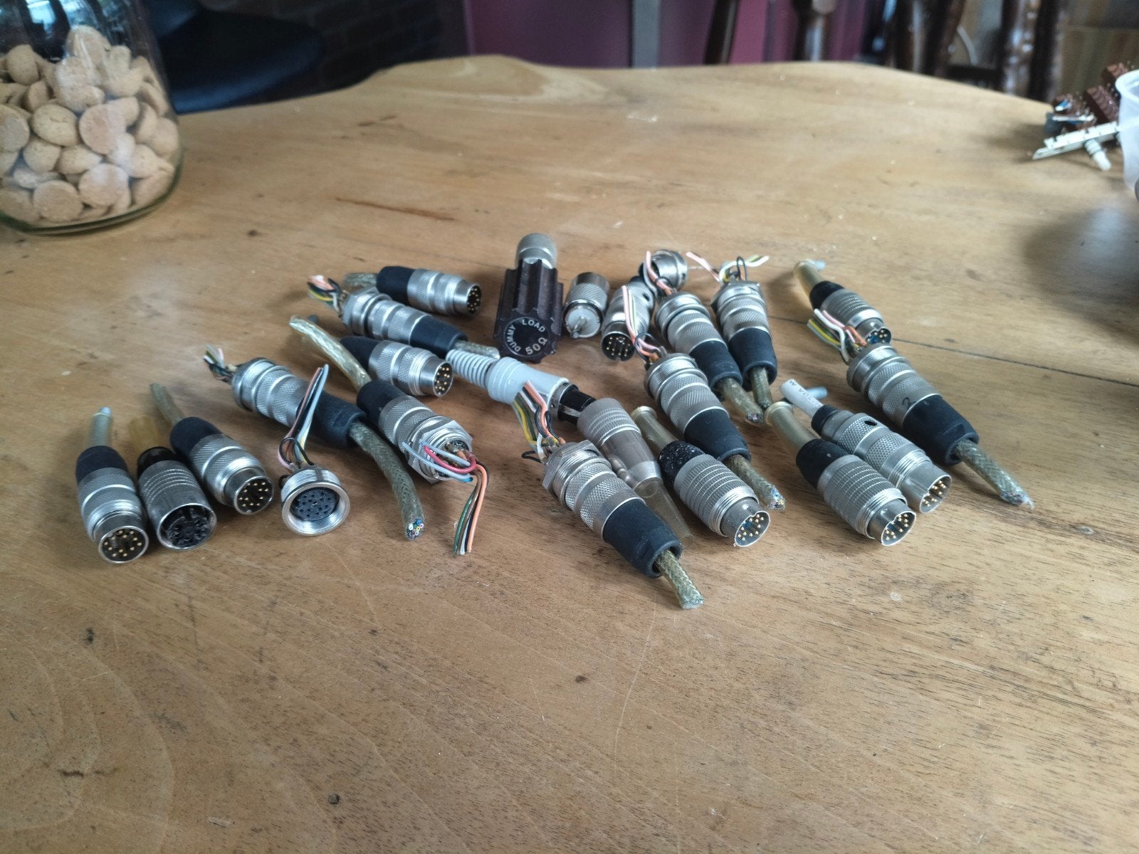 Diverse kabels en connectoren - ideaal voor hobbyisten, Ophalen, Gebruikt, Minder dan 2 meter, Overige kabels